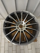 Felga do Mercedesa GLE AMG 167 A1674013400  21" ET54 - srebrna - okazja !