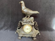 ZEGAR KOMINKOWY CYNKAL GOŁĄB ANTYK C71X