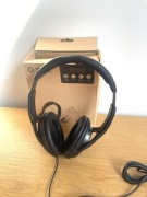 Słuchawki stereo HP517 do komputera z mikrofonem i regulacją głośności