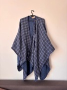 Ręcznie wykonane ponczo wełniane z Irlandii marki Boyne Valley Weavers