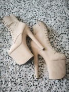 Wyjątkowe Buty do EXO / Pole dance – 20 cm NOWE – Zamszowy Beż – Rozm. 37