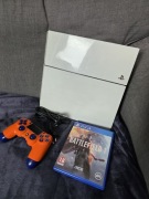 Biała PS4 Fat 500GB + Pad + gra