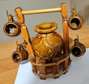 Kolekcjonerska karafka z kufelkami 