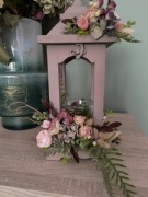 Świecznik latarenka z suszu i sztucznych kwiatów 