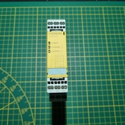 Siemens 3TK2821-2CB30 przekaźnik bezpieczeństwa 