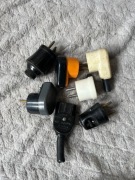 WTYCZKA DO KONTAKTU GNIAZDKA VINTAGE PRL 7 SZT