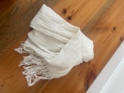 H&M szalik biały z frędzlami chusta apaszka biała bawełna len lniana