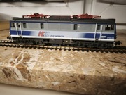 Lokomotywa EP08-009 PKP INTERCITY kolejka Piko skala H0 