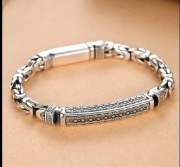 Srebrna brazoletka męska. 