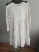 Sukienka z falbanami mini