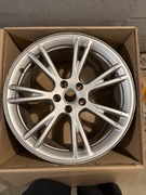Tesla Model Y – oryginalna felga Gemini 19”