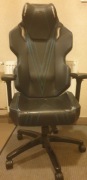 Fotel QUERSUS Evos 303 Czarno-niebieski