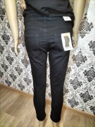 Spodnie z serduszkiem Push up