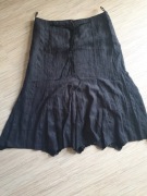 Czarna elegancka bardzo ciekawa spódnica rozm 46