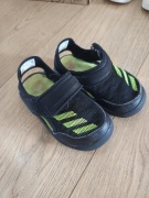 Sandałki chłopięce Adidas 22