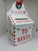 Skrzynka na listy do Świętego Mikołaja – dekoracyjna, biało-czerwona, nowa