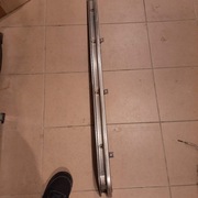 Prawa szyna prowadnica drzwi przesuwnych t5 Vw Multivan Transporter