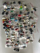 Mix minifigurki lego + akcesoria (PONAD 150 minifigurek)