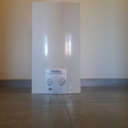 Gazowy podgrzewacz wody VAILLANT 