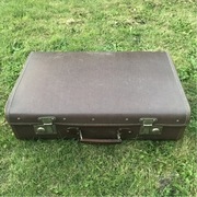 Stara zabytkowa walizka podróżna lata 50/60