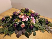 Stroik na grób, kompozycja na cmentarz, wiązanka z wazonem , zestaw.M30k