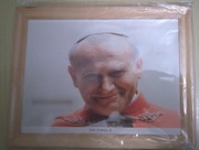 Zdjęcie papieża Jana Pawła II w oprawie