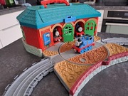 MEGA Zestaw torów, lokomotyw i wagoników Tomek i przyjaciele