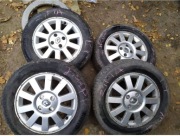 Felgi R 15 z emblematem renault 