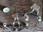 Stary żyrandol z kinkietem, ręcznie kute metalowe