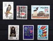 Znaczki PL kasowane z klejem to co  na foto za grosze stan bardzo dobry