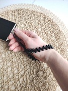 Pasek na nadgarstek do telefonu kluczy torebki boho z koralikami złoto beż 