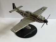 NORTH AMERICAN P-51D MUSTANG / DEAGOSTINI 1:72 / MODEL