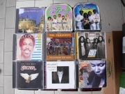 2- Muzyka na płytach CD większość XX w i XXI w.  i Monty Python na  DVD