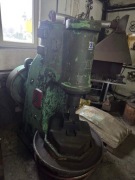 Młot Sprężarkowy Zamech MS-100B – 1968 rok - palenisko