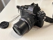 Aparat Olympus OM-D E-M5 Mark I z zestawem akcesoriów