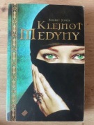 Klejnot Medyny - Sherry Jones