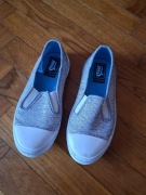 Trampki tenisówki r.32 srebrne MD białe podeszwy