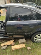 Drzwi lewy tył Audi A6C5 LZ5L