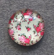 Kaboszon szklany okrągły róże 2cm