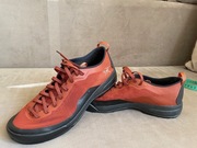 Rudo czarne krótkie buty trekingowe męskie Arc'Teryx r. 42-nowe b/metki