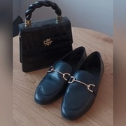 Czarne mokasyny ze skóry Mango