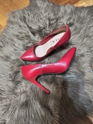 Czerwone szpilki damskie skórzane