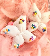 Zestaw dwóch spineczek motylki