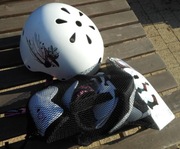 Oxelo - Kask i ochraniacze