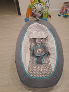 Leżaczek bujaczek z funkcją wibracji i karmienia Lionelo Pascal Scandi 