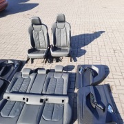 Fotele kanapa boczki tunel Audi a1 82a 