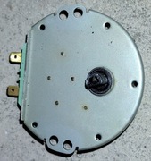 Mikrofalówka LG MG-567WS/02 , silnik tacy obrotowej