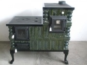 Kalvis piec kaflowy z fajerką i piekarnikiem 