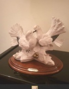 Figurka z alabastru - zakochane ptaki