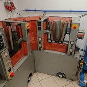 Maszyna do prasowania kozaków. Maszyna obuwnicza